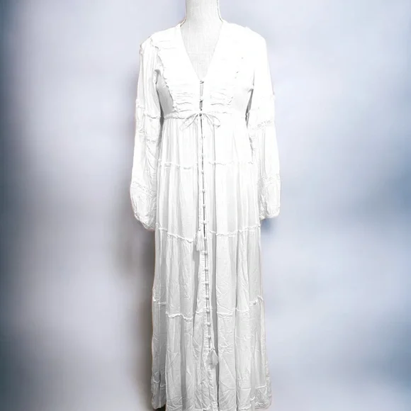 Area Stars NWT white medium maxi Ali dress, cottagecore, bridal, boho - Picture 4 of 16